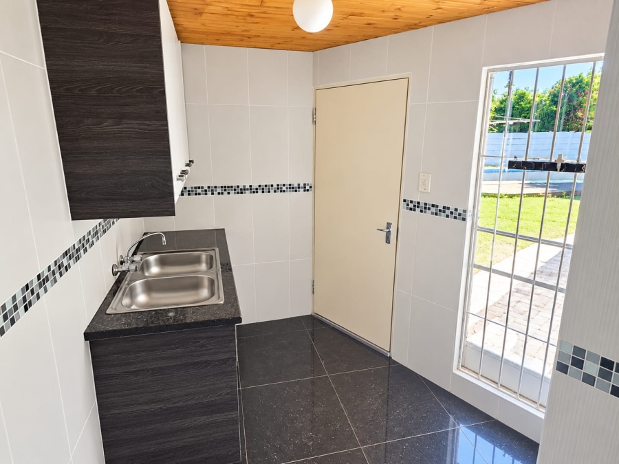 To Let 4 Bedroom Property for Rent in Fichardt Park Free State
